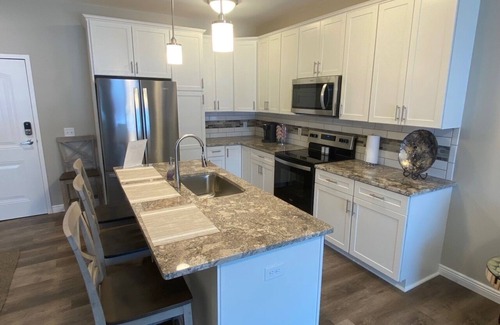 Lancaster Apartment | Ideal 2 Bedroom Apartment in Historic Lancaster Village