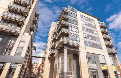 The Liberties Apartment | 2-bedroom apartment in charming Smithfield Market with Parking