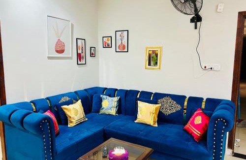 Mirpur House | 2 Bedroom Apartment in Citi Housing Jhelum, Global Glory by Sehrash Holiday Homes