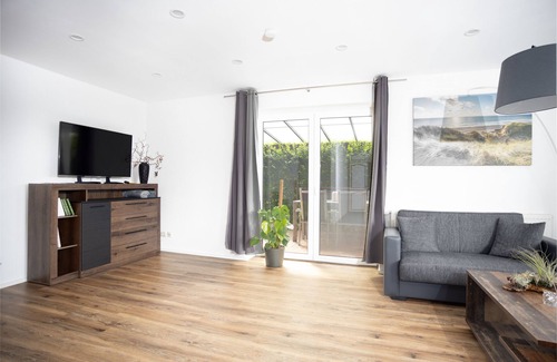 Blowatz Apartment | Oceanfront Vrbo Property with Unbeatable 10/10 Guest Score