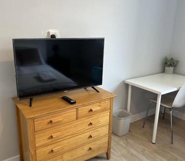 Peterhead Apartment | Family-Friendly 2 Bedroom Apartment in Peterhead Awaits