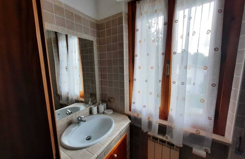Palazzo Apartment | Pet-Friendly Vrbo Property with Hot Tub and Kitchen Amenities