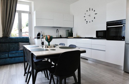 Ghiffa Apartment | Inviting Vrbo Property with Hot Tub & Pet-Friendly Amenities