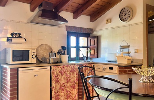 Isla Apartment | 2 bedroom apartment in the historic center of Isla, close to the beach.