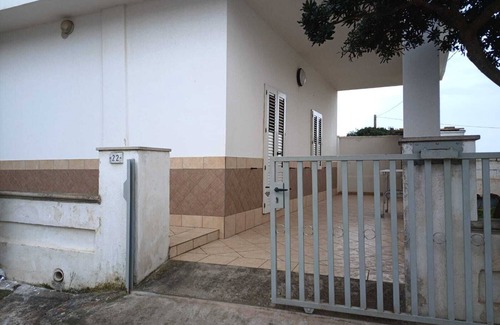 Capilungo Apartment | Family-Friendly Vrbo Property with Kitchen and Hot Tub