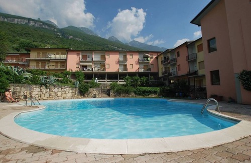 Malcesine Apartment | Guest Rated: 10/10 Ocean View Property with Pool & Kitchen