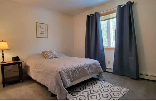 Moose Creek Apartment | 2 bedroom apartment by Eielson AFB and North Pole unit #1