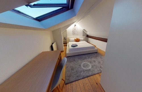 Ixelles Apartment | Stylish 2 Bedroom Apartment with Rooftop Terrace, Rated 9.2