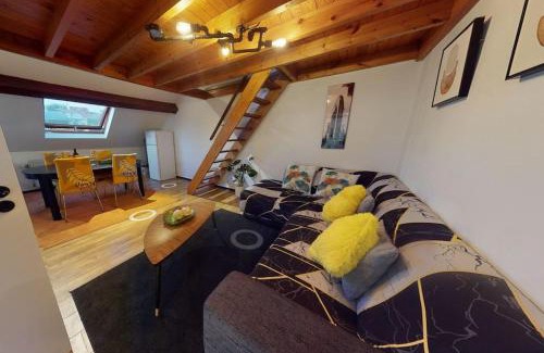 Ixelles Apartment | Stylish 2 Bedroom Apartment with Rooftop Terrace, Rated 9.2