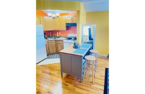 Rochdale Apartment | Guest Rated 10/10: 2 Bedroom Apt near JFK, Queens