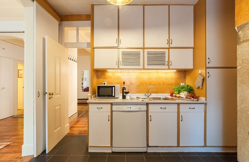 Sao Jose Apartment | Top-Rated 2 Bedroom Apt with Patio by Liberdade Avenue