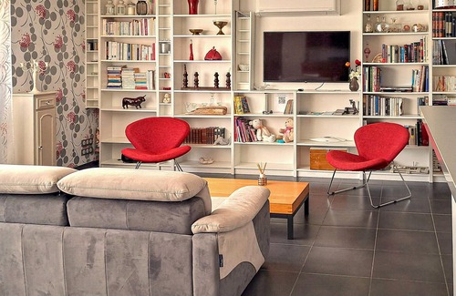 Sauvian Apartment | Stylish 2 Bedroom Accommodation in Sauvian with Spa