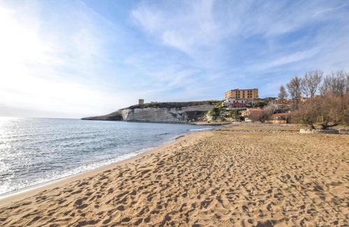 Cuglieri Apartment | Cozy 2 Bedroom Apartment in Cuglieri - Pet & Child Friendly