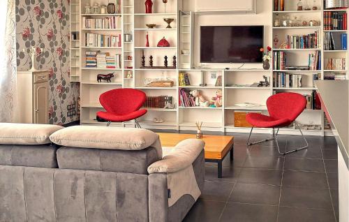 Sauvian Apartment | Highly Rated Apartment in Sauvian with Free Wifi