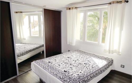 Sauvian Apartment | Highly Rated Apartment in Sauvian with Free Wifi