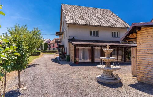 Fuzine House | Pet-Friendly 2 Bedroom Apartment in Beautiful Fuzine