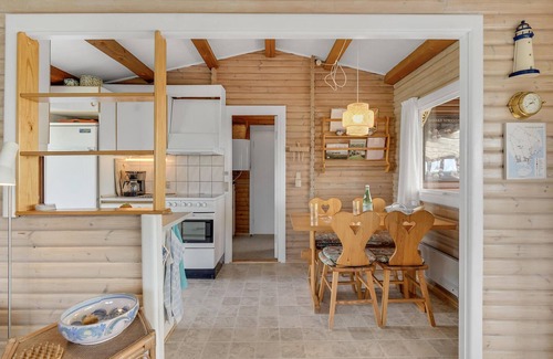 Faaborg House | Bright and Inviting Vacation Home with Oceanfront Views