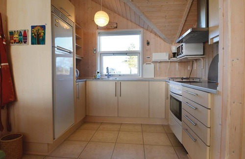 Hovborg House | Family-Friendly Vacation Home with Pool and Spa Amenities