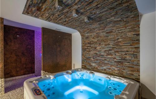 Magliolo House | Cozy 2 Bedroom Home in Magliolo with Pool & Pet Friendly