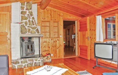 Blyberg House | Cozy Home in Lvdalen with Free Wifi for Family Fun