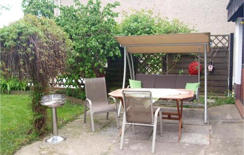 Rubkow House | Comfortable Home in Rubkow with Pool and Wifi Access