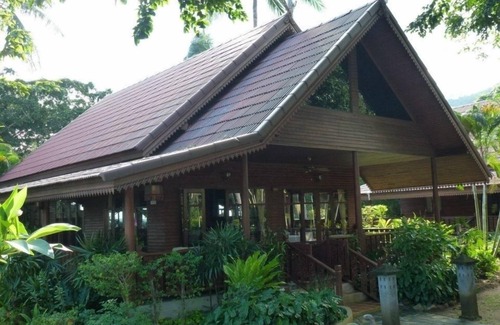 Plai Laem Villa | Beachfront 2 Bedroom Villa with Pool & Ocean View