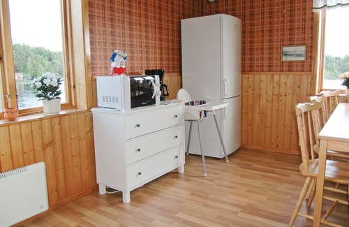 Asensbruk House | Cozy Cottage on the First Floor with Spa and Lake Views
