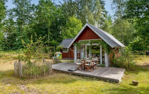 Strøby Ladeplads House | Oceanfront Retreat in Strøby with Kitchen Amenities