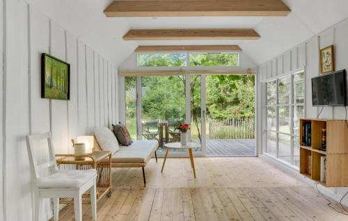 Strøby Ladeplads House | Oceanfront Retreat in Strøby with Kitchen Amenities
