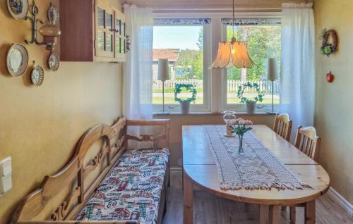 Slakmore Strand House | Cozy Retreat in Rockneby with High-Speed Ethernet Access