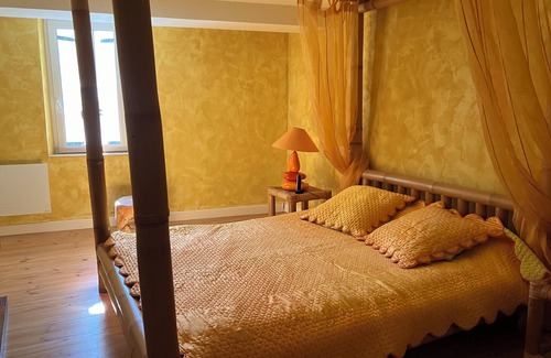Segura Bed & Breakfast | Family-Friendly Vrbo Property with Pool and Kitchen Access