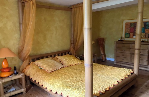 Segura Bed & Breakfast | Family-Friendly Vrbo Property with Pool and Kitchen Access