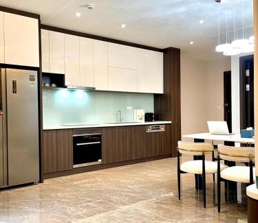 Lang Ha Apartment | 2 Bedroom BRAND NEW Luxury Apartment