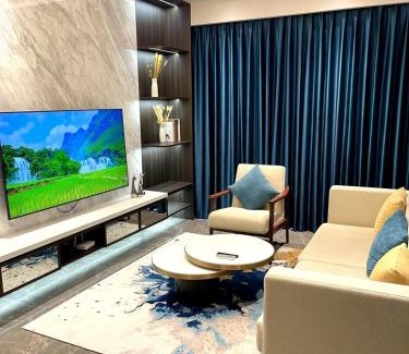 Lang Ha Apartment | 2 Bedroom BRAND NEW Luxury Apartment