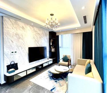 Lang Ha Apartment | 2 Bedroom BRAND NEW Luxury Apartment