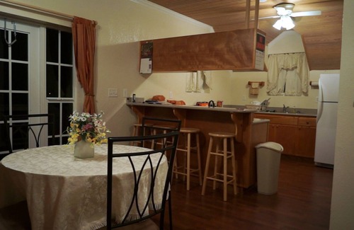 South Palmetto Point Villa | Oceanfront 2 Bedroom Suites at The Point North, Island Seaside