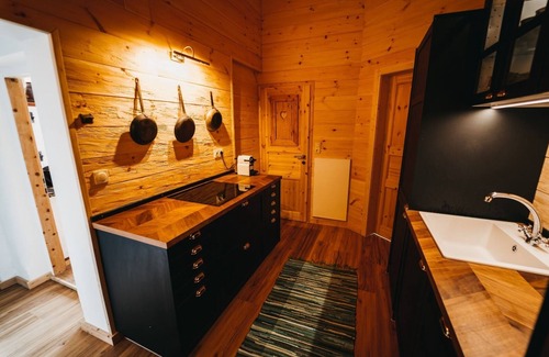 Koppl Ski Chalet | Pet-Friendly Getaway with Pool and Ocean Views