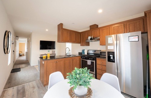 San Luis Obispo House | Inviting 2-Bedroom Coastal Retreat in San Luis Obispo