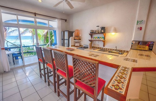 Akumal Condo | Beachfront Bliss: Del Sol Condos with Pool & Ocean Views