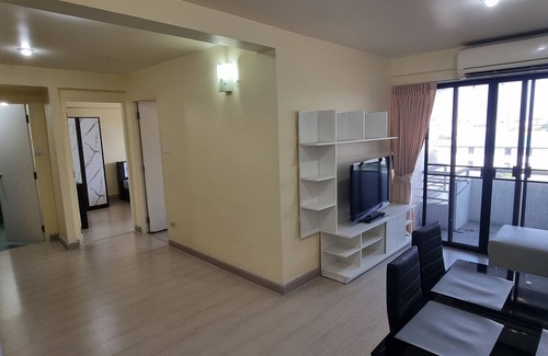 Suan Luang Apartment | Family-Friendly 2 Bedroom Condo with Pool and Spa Amenities