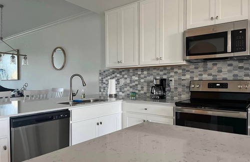 Lakewood Ranch Condo | Inviting 2-Bedroom Condo with Pool & Spa in Lakewood Ranch