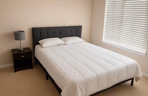 Halton Regional Municipality Apartment | 2 Bedroom Condo in Milton