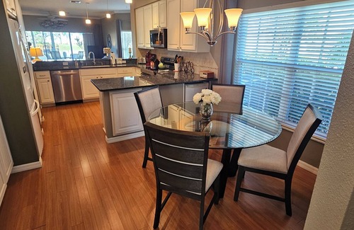 Osprey Village Condo | Stunning 2 Bedroom Condo in Osprey with Pool & Spa