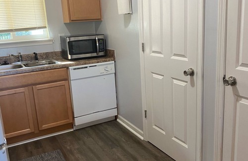 Seabrook Island Villa | Inviting 2 Bedroom Condo with Private Porch & Ocean View