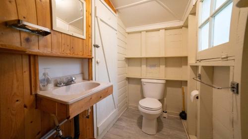 Gravenhurst House | 2-Bedroom Cottage #2 - Shortleaf Pine