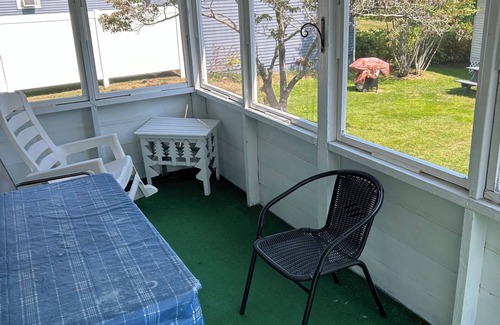 Wells Cottage | Cozy 2-Bedroom Cottage #9 with Pool and Pet-Friendly Amenities