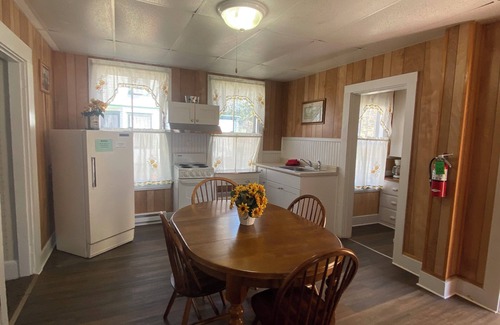 Poland Cottage | 2 Bedroom Cottage at the 500 acre Poland Spring Resort with lots of onsite activities!