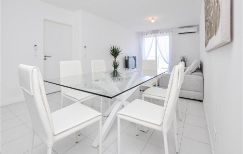 La Turbie Apartment | Stylish 2 Bedroom Apartment with Pool in La Turbie