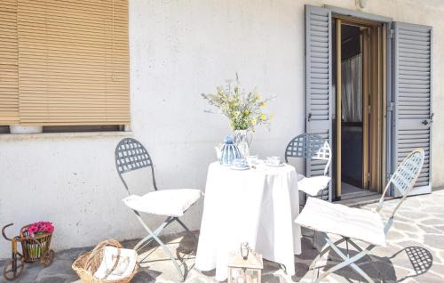 Camaiore Apartment | Cozy Apartment in Camaiore with Kitchen & Family-Friendly Amenities