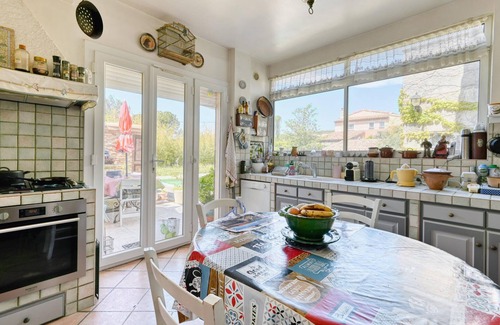 Carry-le-Rouet House | Discover a Unique Vacation Home with Pool and Family Amenities